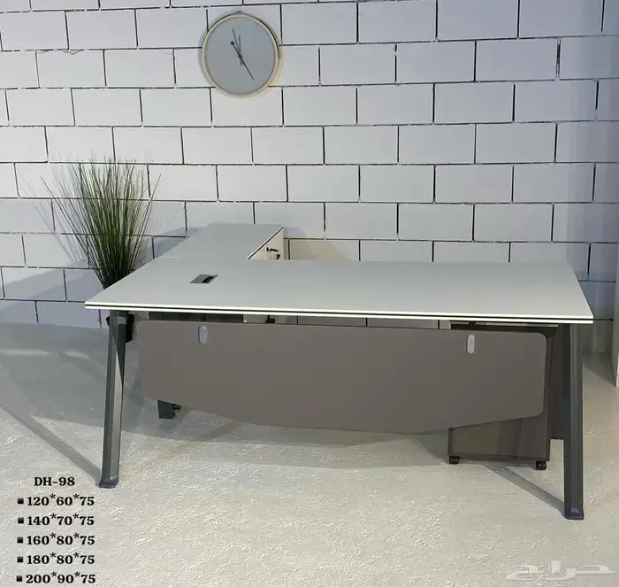 أثاث مكتبي بتصميم جديد لمكتب منزلي 24