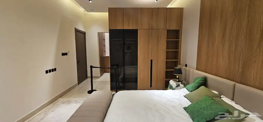 ادوار وشقق للبيع بحي غصون 25