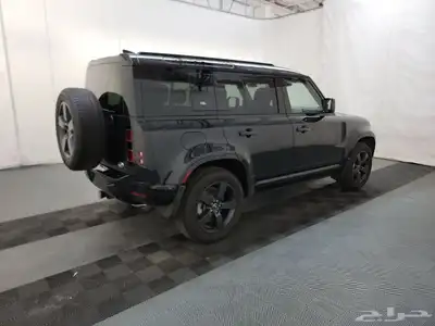 2022 Defender 110 X-Dynamic SE V6 بلاك اديشن 2