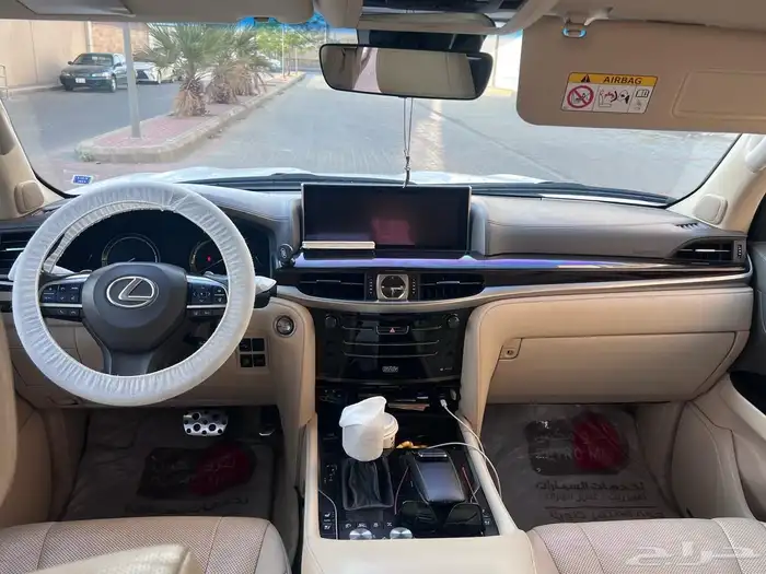 لكزس 2019 سعودي 12