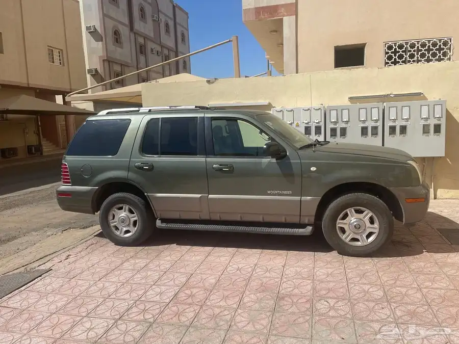 سيارة جيب فورد 2002 9