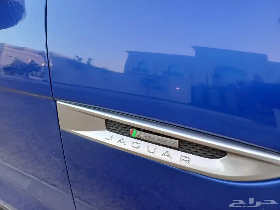 جاكوار F pace R sport 2018 5