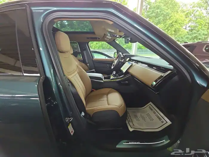 2025 Range Rover Sport Autobiography V8 شبه اصفار 6