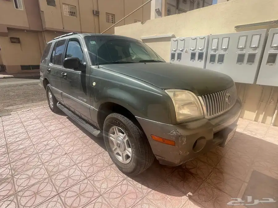 سيارة جيب فورد 2002 0