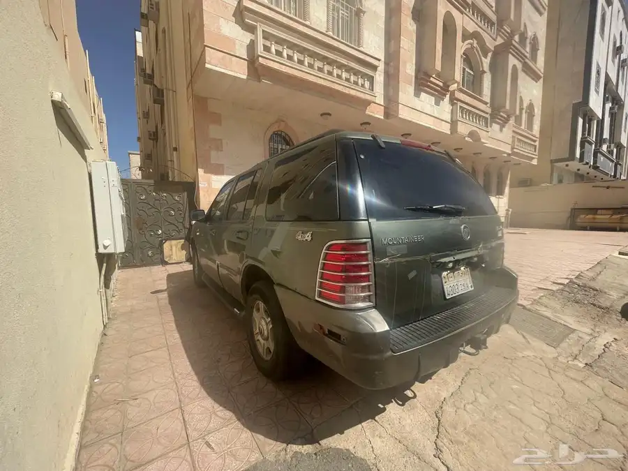 سيارة جيب فورد 2002 6