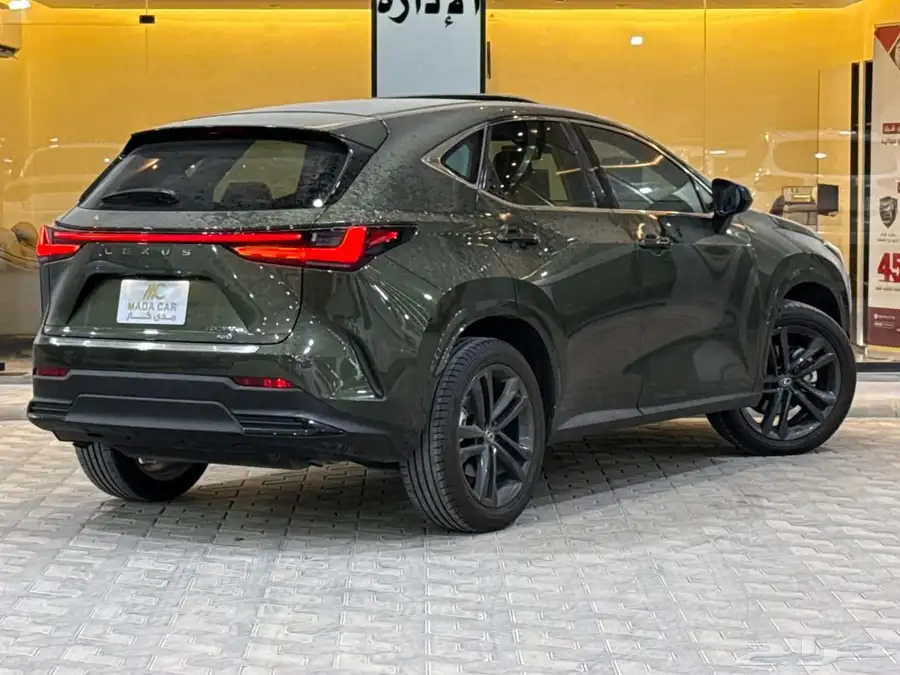 لكزس - NX350 h - 2025 - سعودي - ممشى 4K ( بحالة الوكالة ) 27