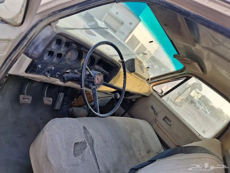 حافله وايت مويه موديل 92 4
