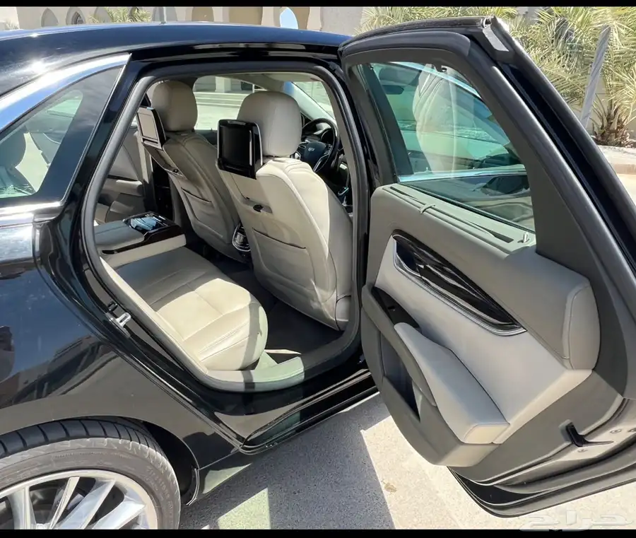 كاديلاك XT4 بلاتينيوم 2016 5