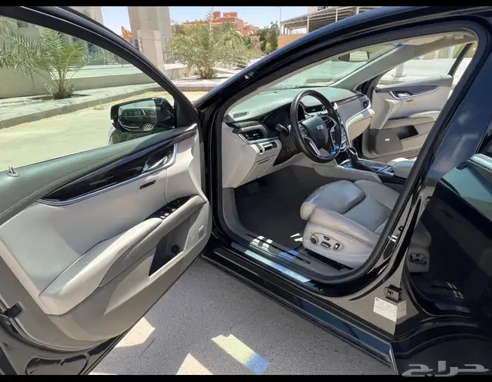 كاديلاك XT4 بلاتينيوم 2016 4