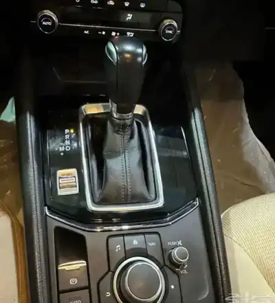 مازدا CX5 نص فل موديل 2022 6