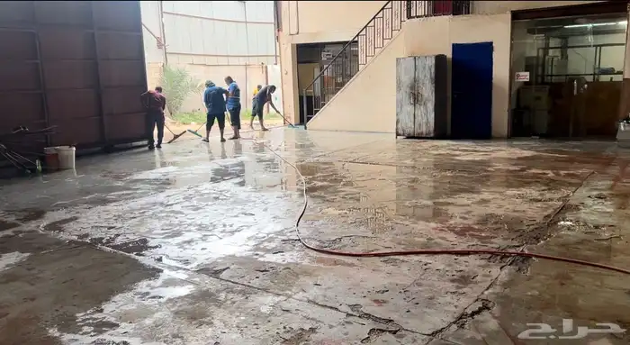 ورشة للبيع في حي الصناعية 10