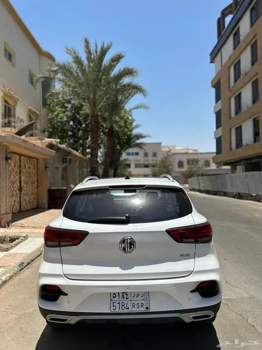 ام جي ZS فل كامل 2023 3
