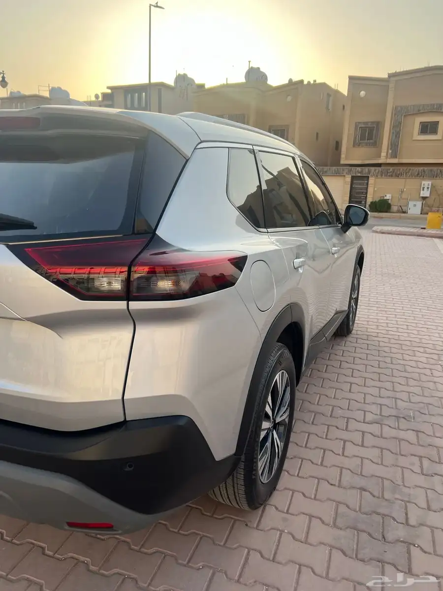 نيسان اكس تريل 2024 ماشي 11000 كيلو 18