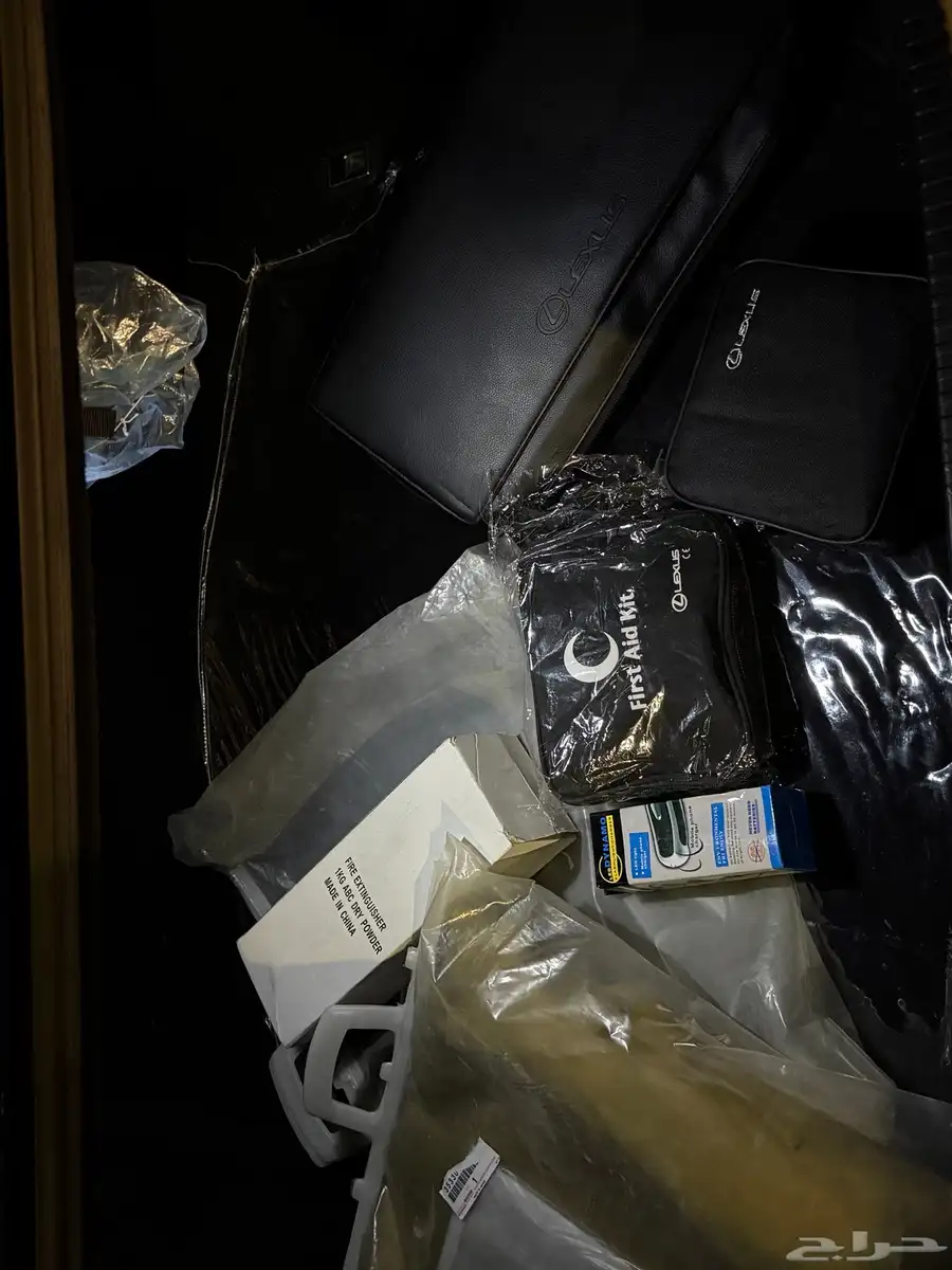 لكزس فل كامل GS350 2018 CD سعودي وراد عبد اللطيف جميل 32