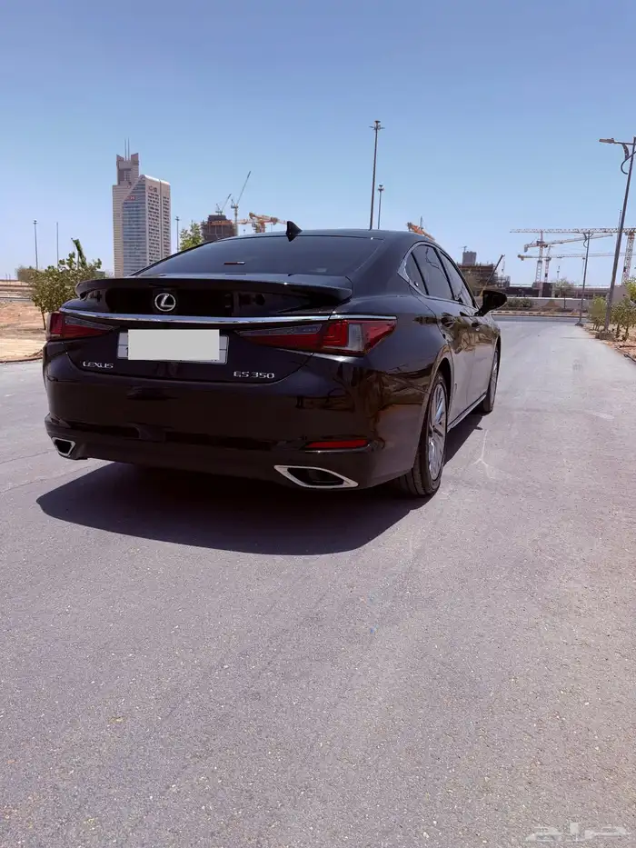 لكزس ES350 2025 DD سعودي فل كامل بحالة الوكالة 7