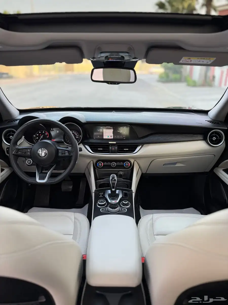 Alfa Romeo Stelvio Q4 2021 27