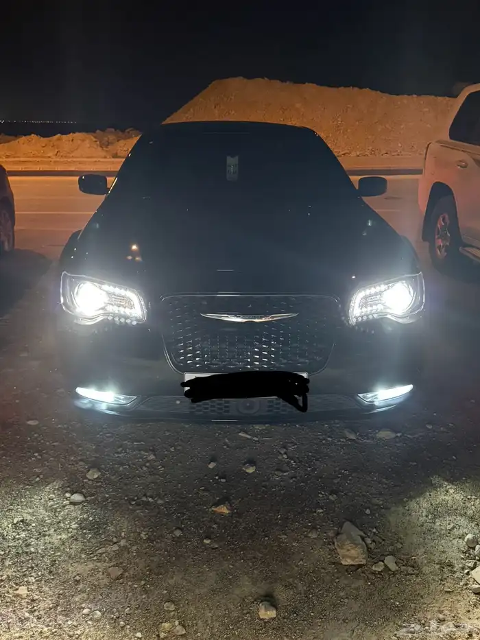 للتنازل كرايسلر 300S 2023 5