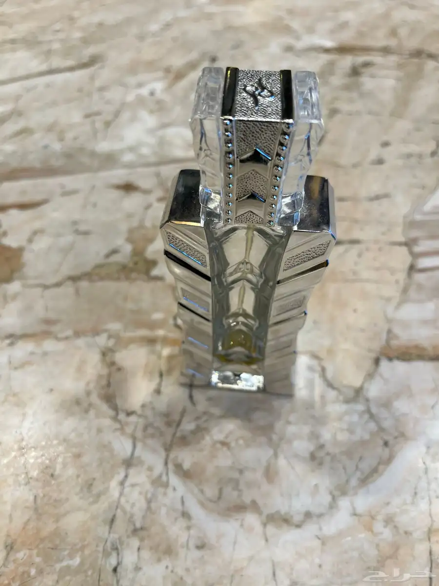 عطر عودي قيمته 1300 حدي 1100 صامل مابقصر معه 0