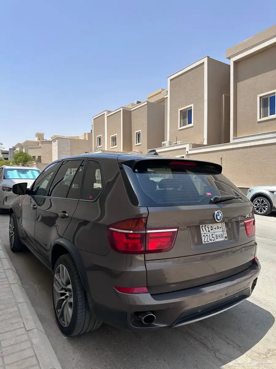 قمة النظافة BMW X5 7