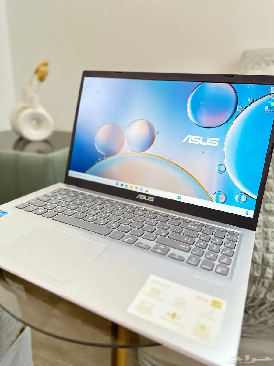 لابتوب ASUS للبيع في قمة النظافه 1