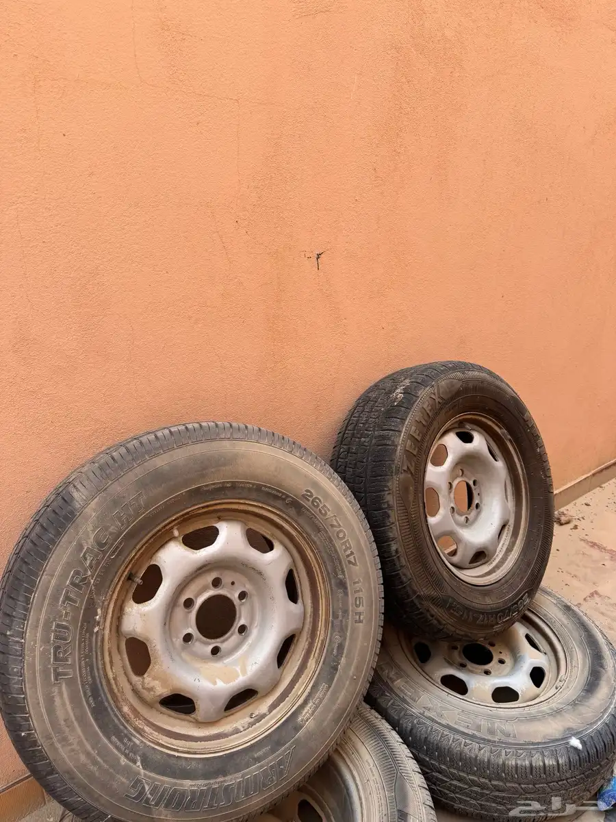 للبيع جنوط فور f150 وكالة معى الغطيان و المسامير 1