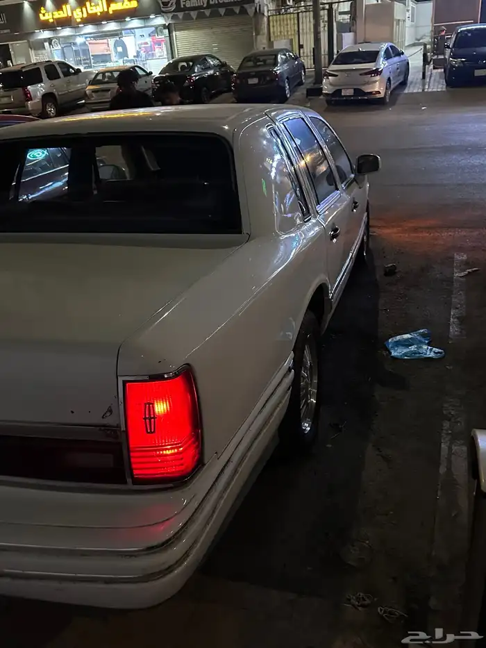 تاون كار لنكون 1991 2