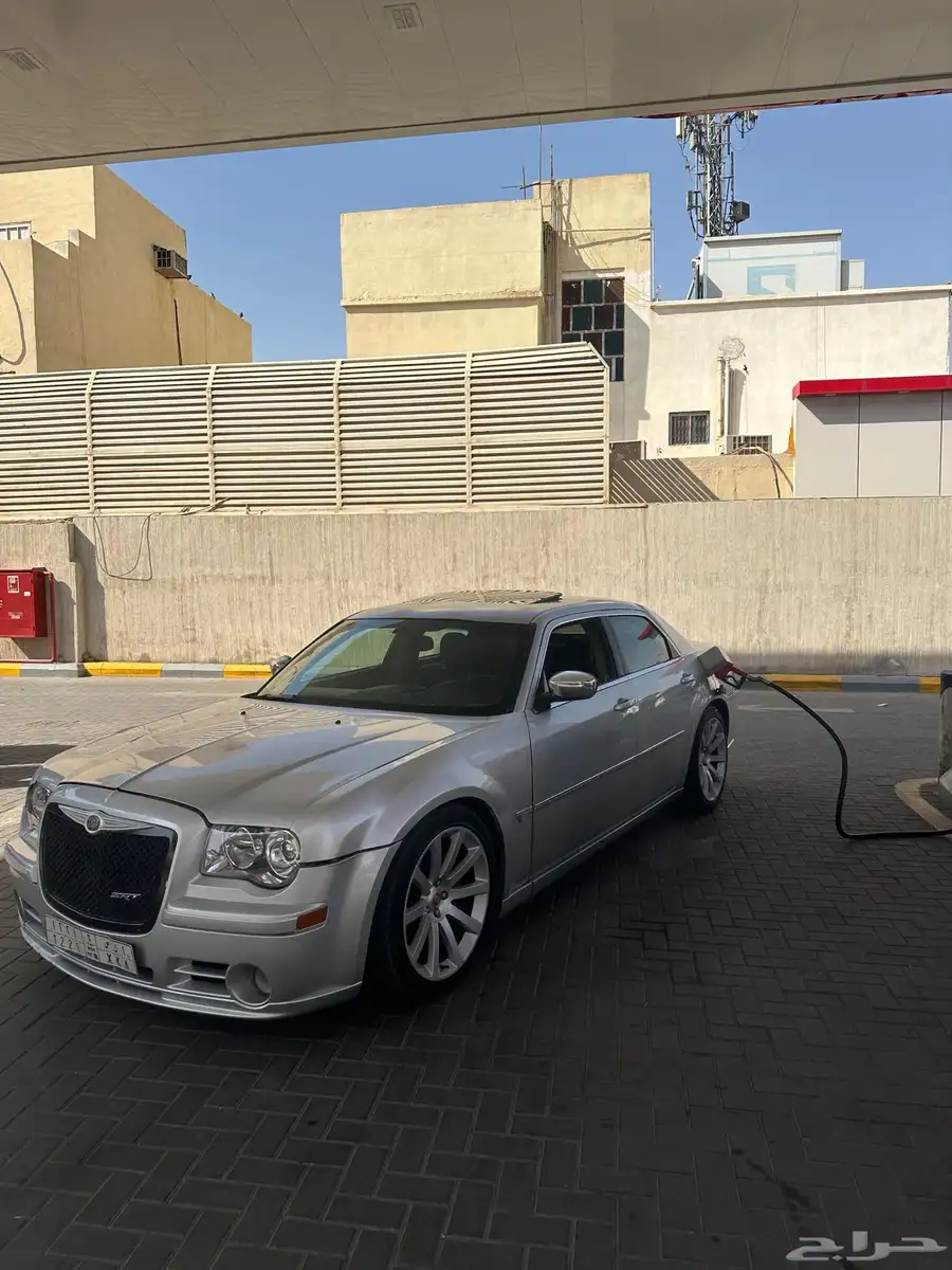 SRT للبيع 10