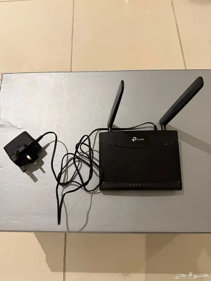 هاتف لاسلكي باناسونيك و راوتر تي بي لينك 4g 1