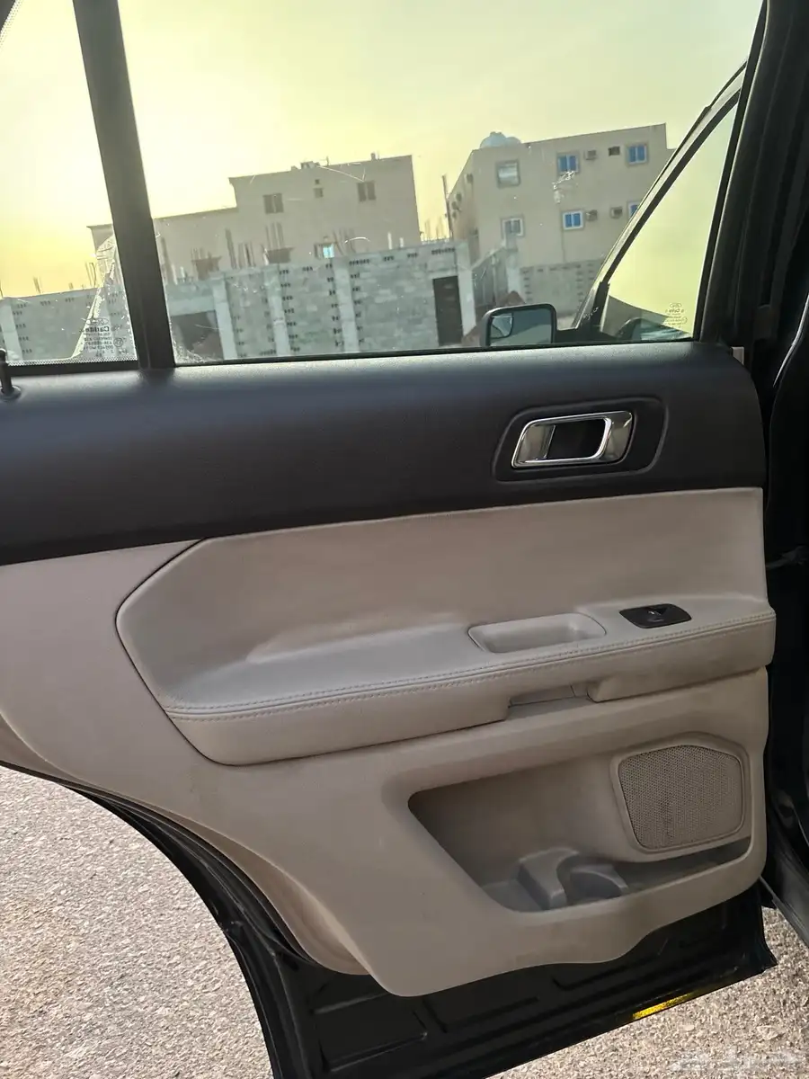 للبيع اكسبلور 2013 10