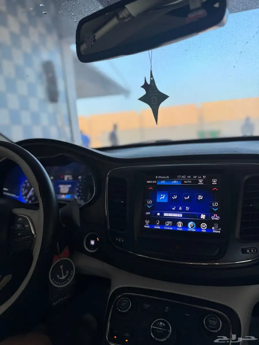 كرايزلر c200 موديل 2016 فل كامل 15