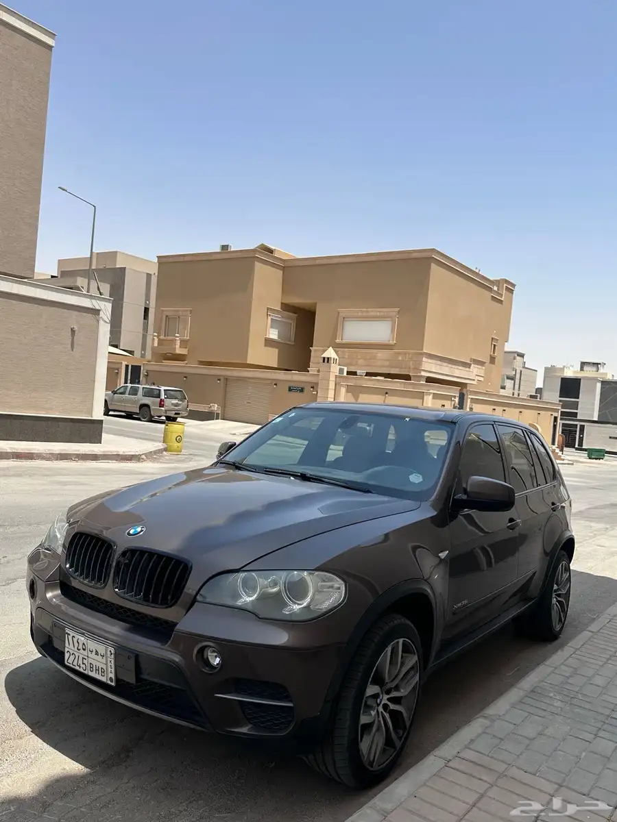 قمة النظافة BMW X5 2