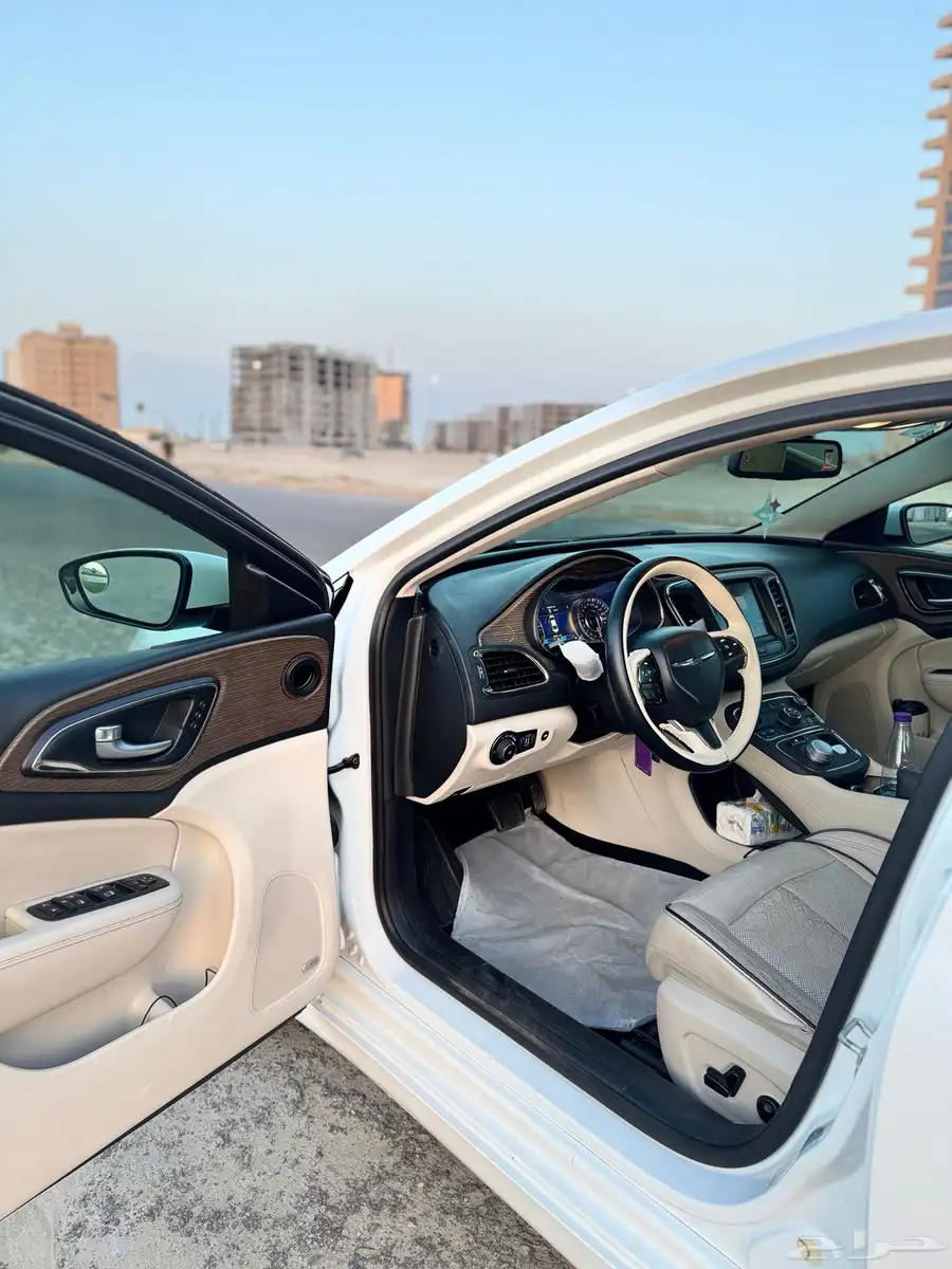 كرايزلر c200 موديل 2016 فل كامل 4