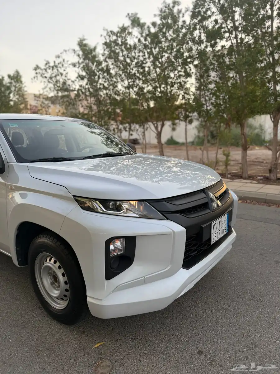 ميتسوبيشي L200 غمارتين عداد 5 الف فقط بحالة الوكالة 7