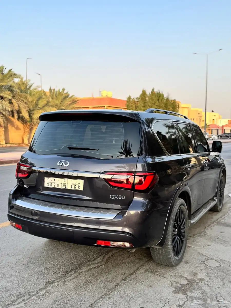 انفنتي Qx80 3