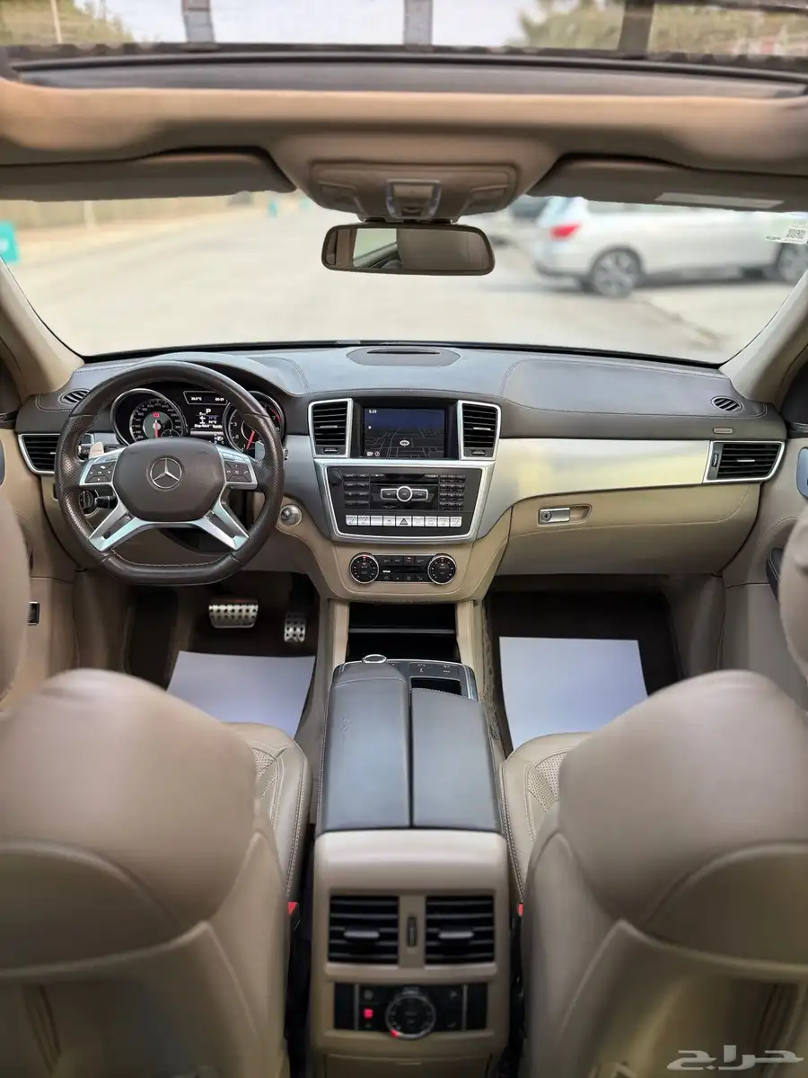 MERCEDES ML63 2013 25
