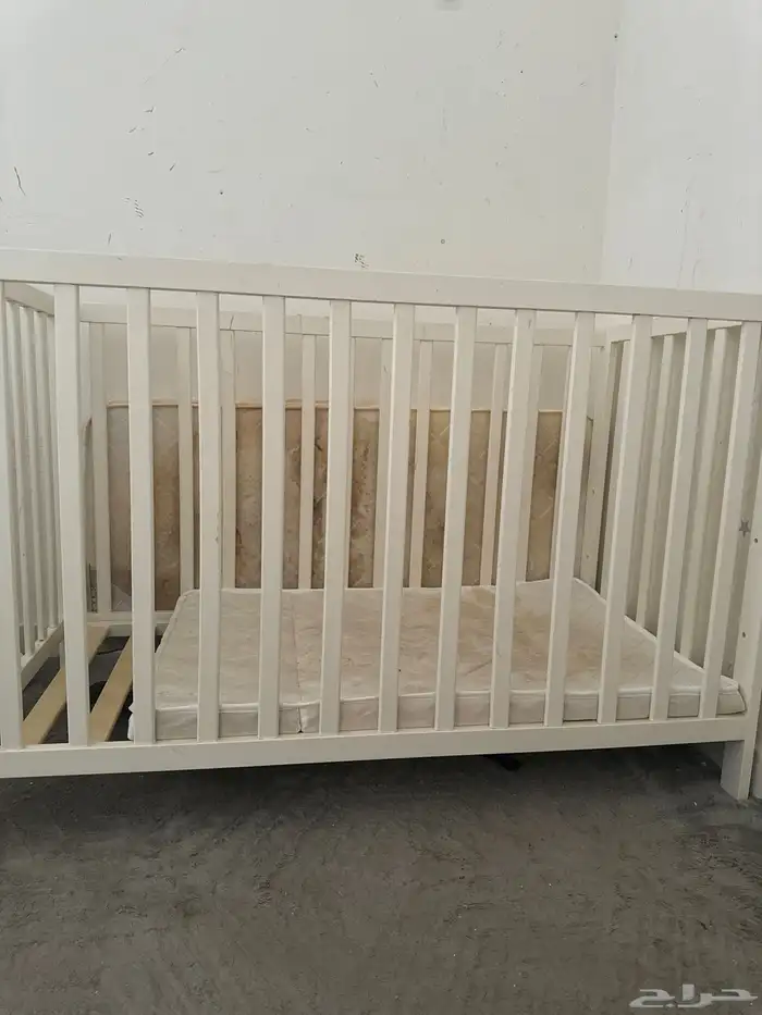 طاولة كنب  جلسة كنب  سرير اطفال 2