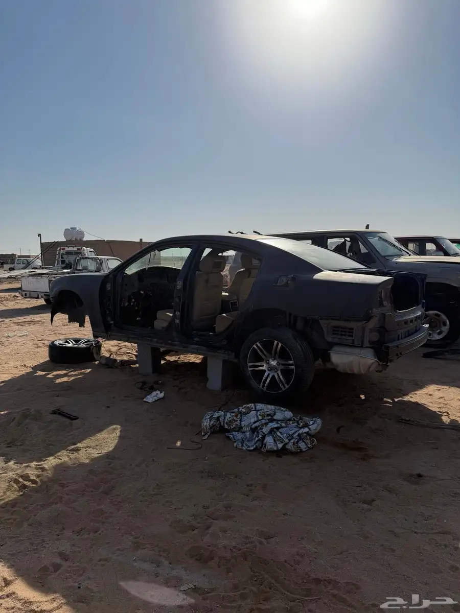 قطع غيار دودج تشارجر تشليح 2011-2014 0