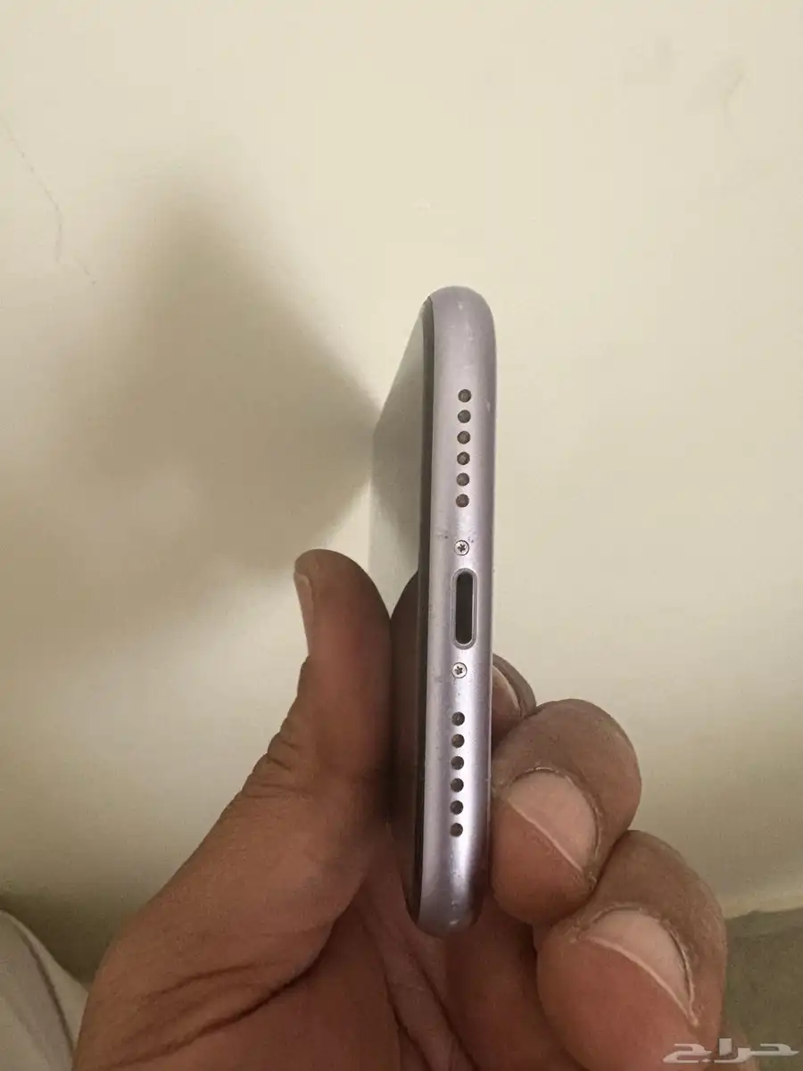 ايفون 11 4