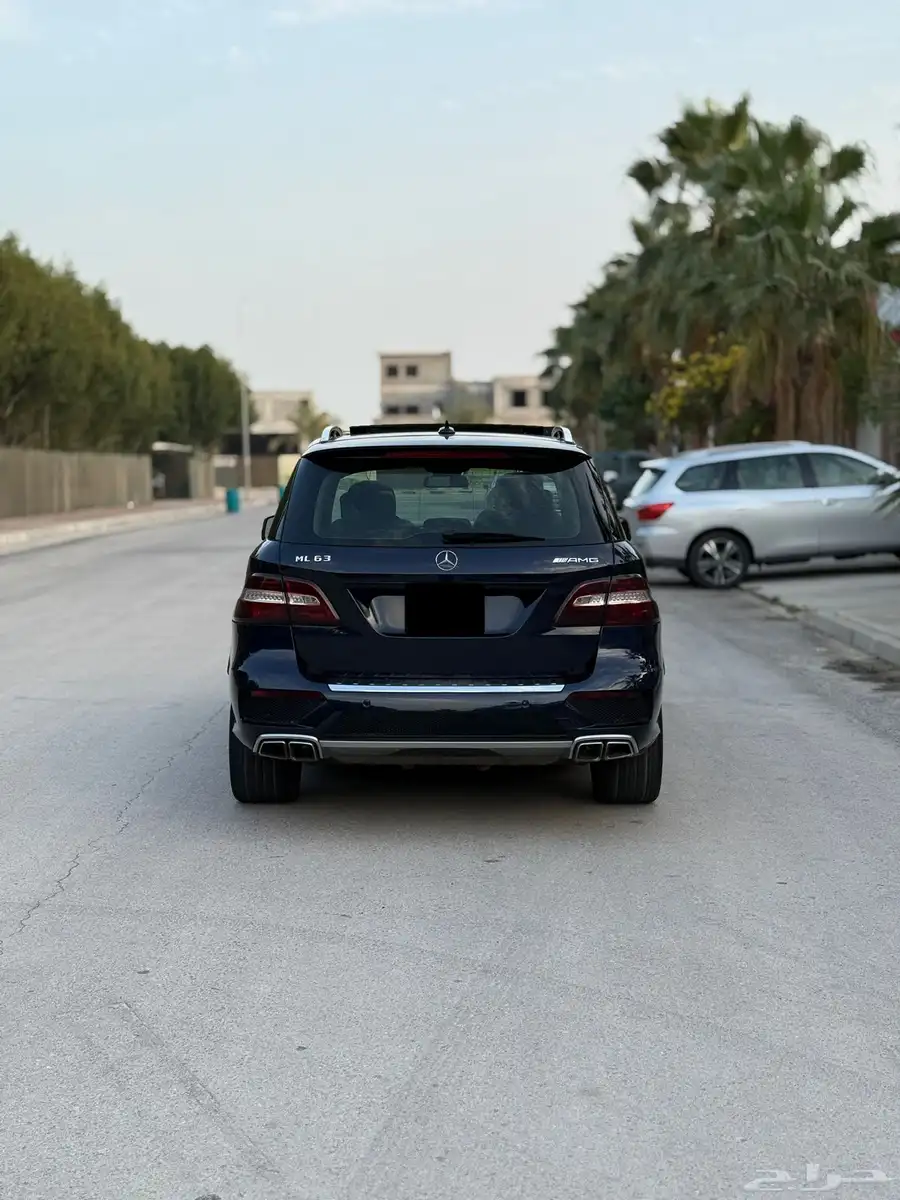 MERCEDES ML63 2013 5