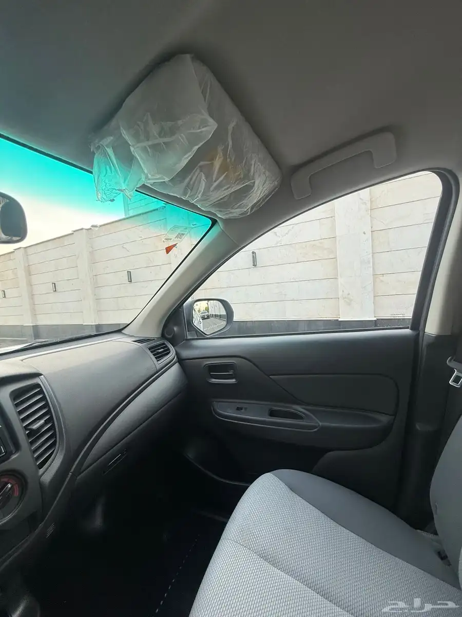 ميتسوبيشي L200 غمارتين عداد 5 الف فقط بحالة الوكالة 18