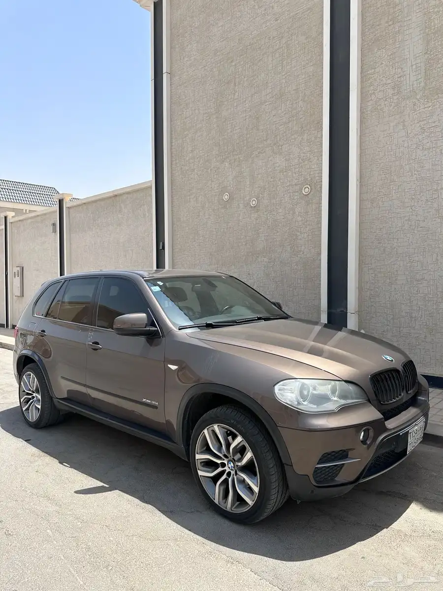 قمة النظافة BMW X5 4