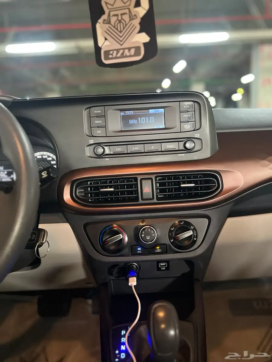 هيواندي i10 بحالة ممتازه 10
