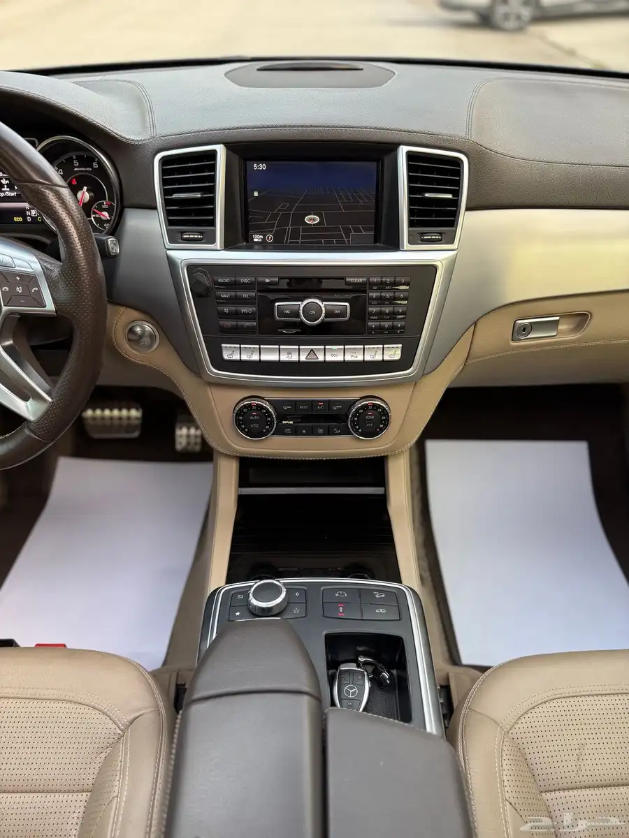 MERCEDES ML63 2013 24