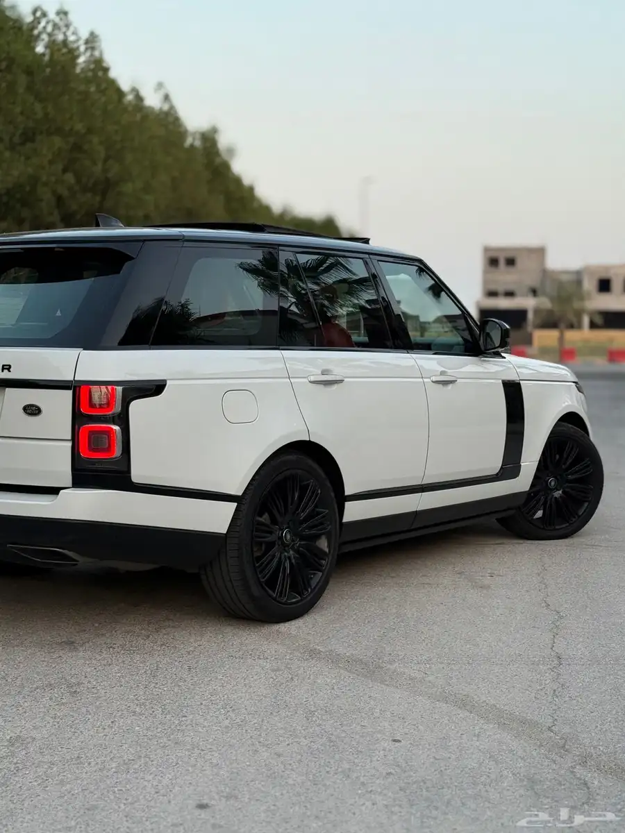 RANG ROVER AUTOBIOGRAPHY 2020 44