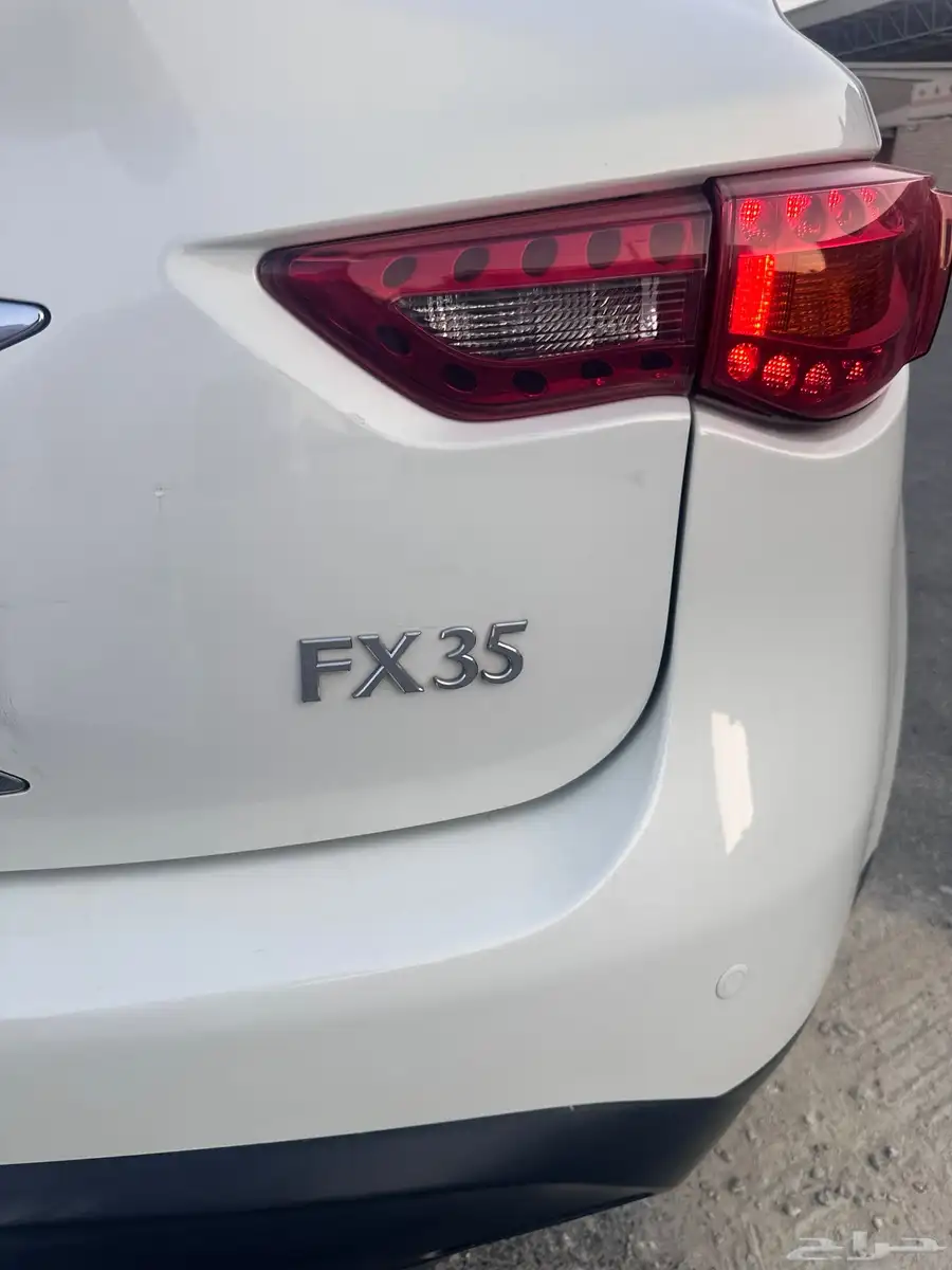للبيع جيب FX35 موديل 2010 31
