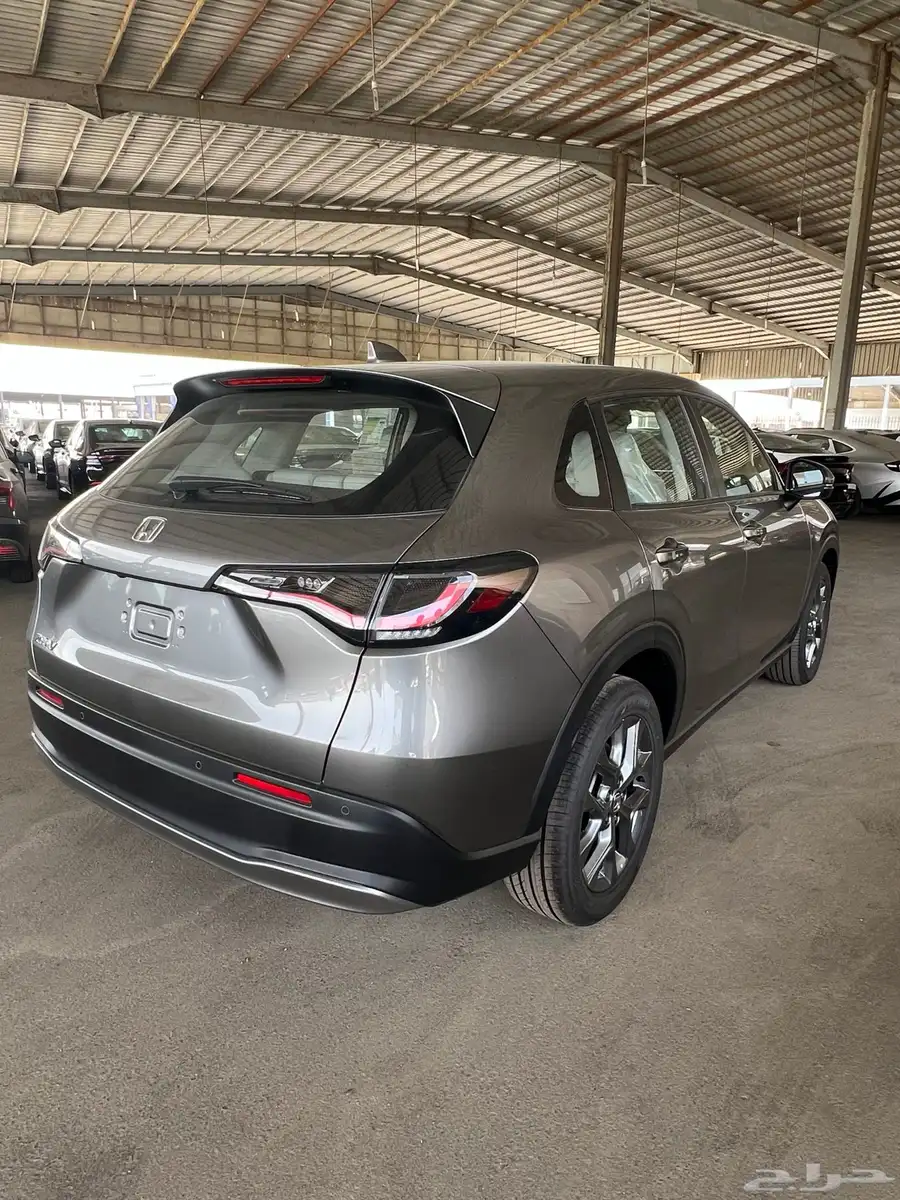 هوندا ZRV نص فل 2025 باقل الاسعار 4
