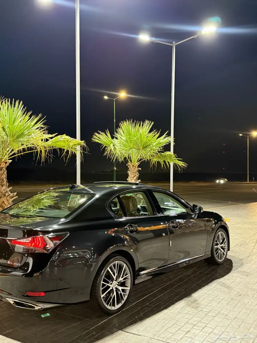 لكزس فل كامل GS350 2018 CD سعودي وراد عبد اللطيف جميل 10