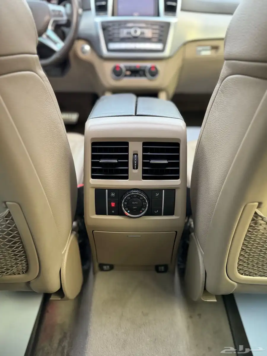 MERCEDES ML63 2013 26