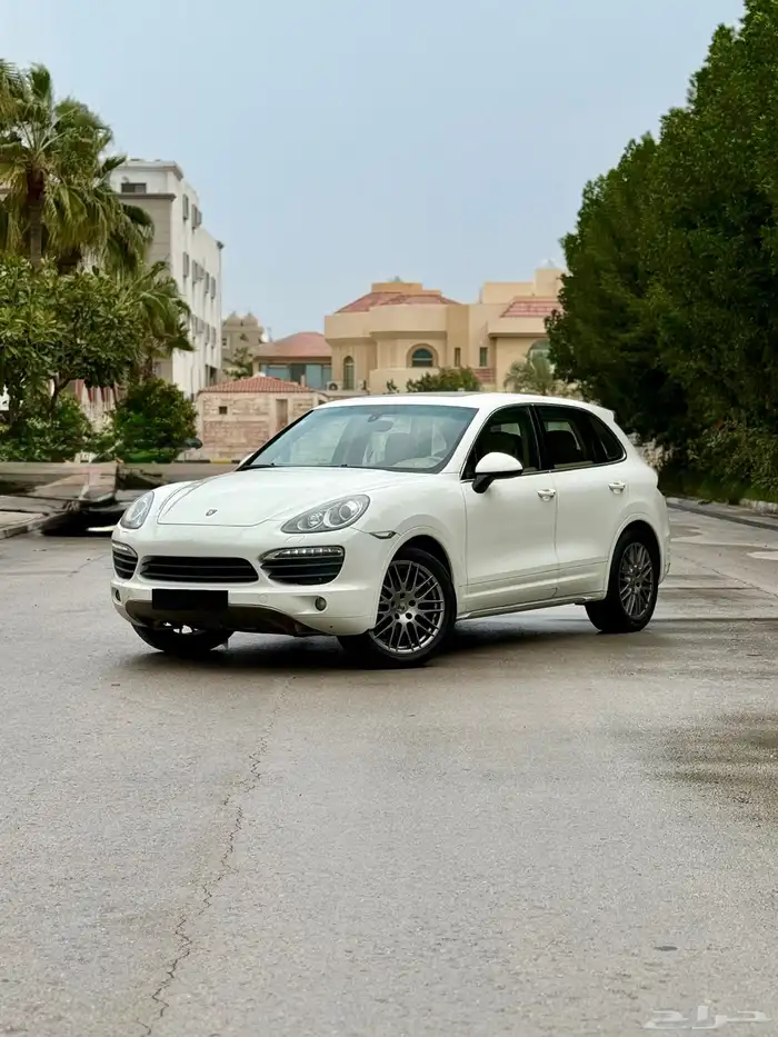 Porsche Cayenne S 2011 30