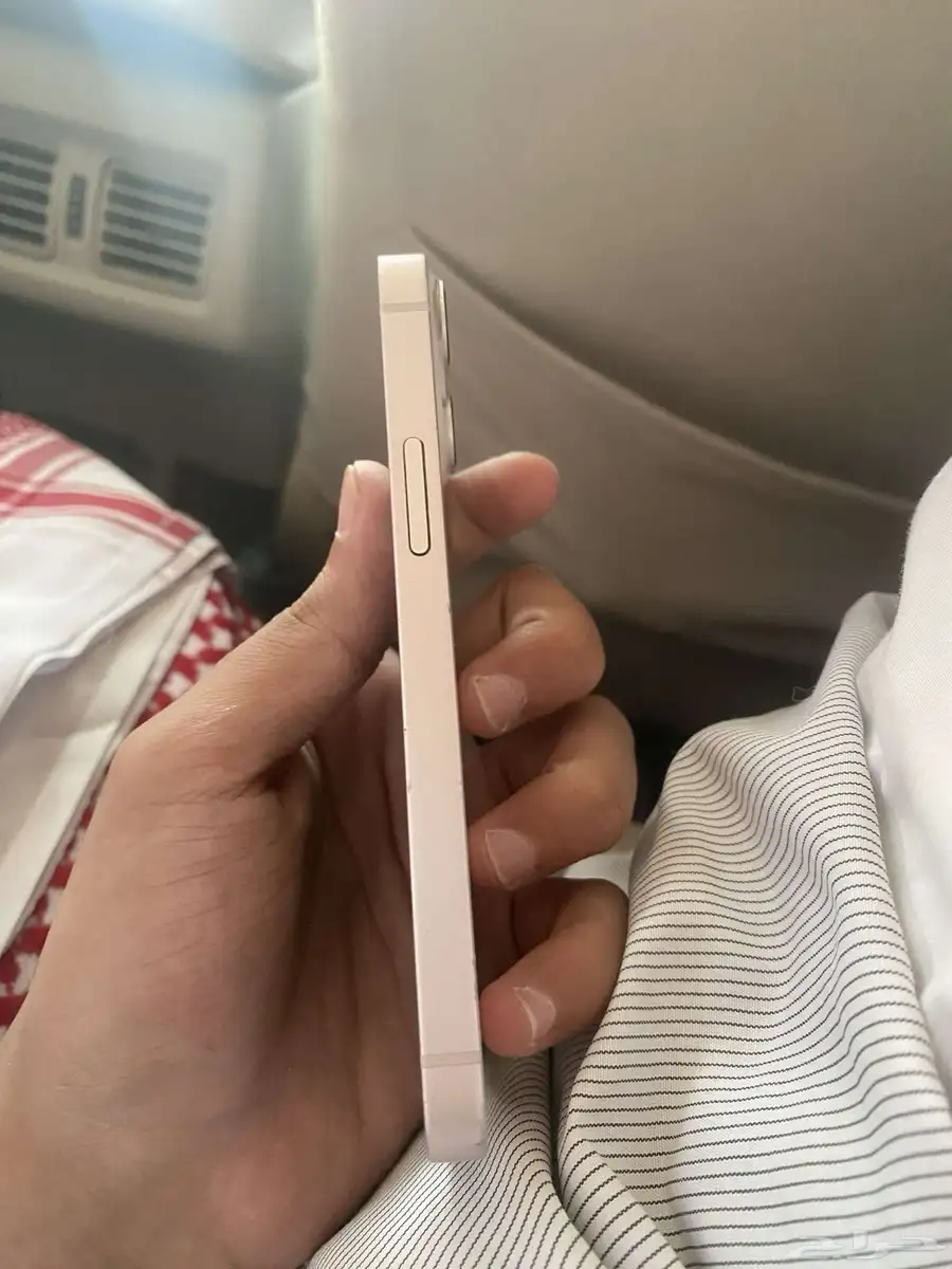 ايفون 13 ميني 128g 3